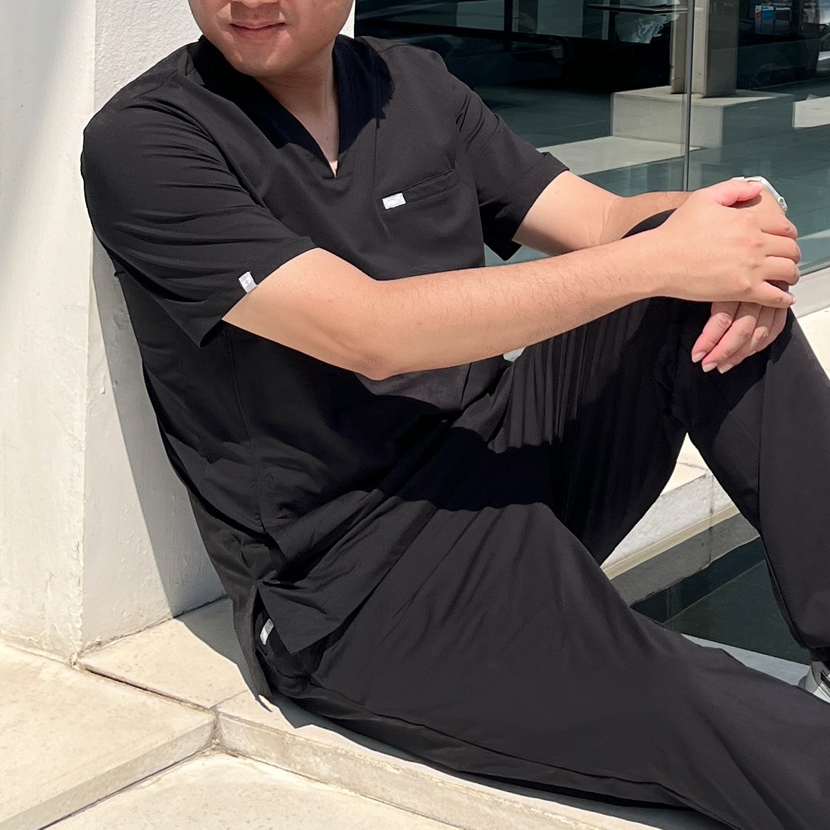 เสื้อสครับส์ แบบ Newton รุ่น Graphene - ผู้ชาย - Image 3