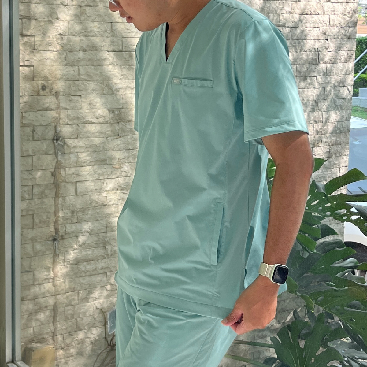 เสื้อสครับส์ แบบ Newton รุ่น Graphene - ผู้ชาย - Image 5